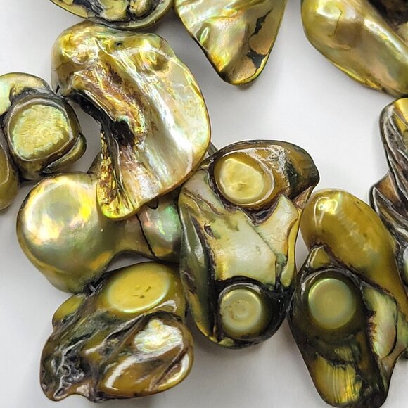 Yellow Green Mother of Pearl Keshi Large Chip Bead Necklace - Picture 6 of 13